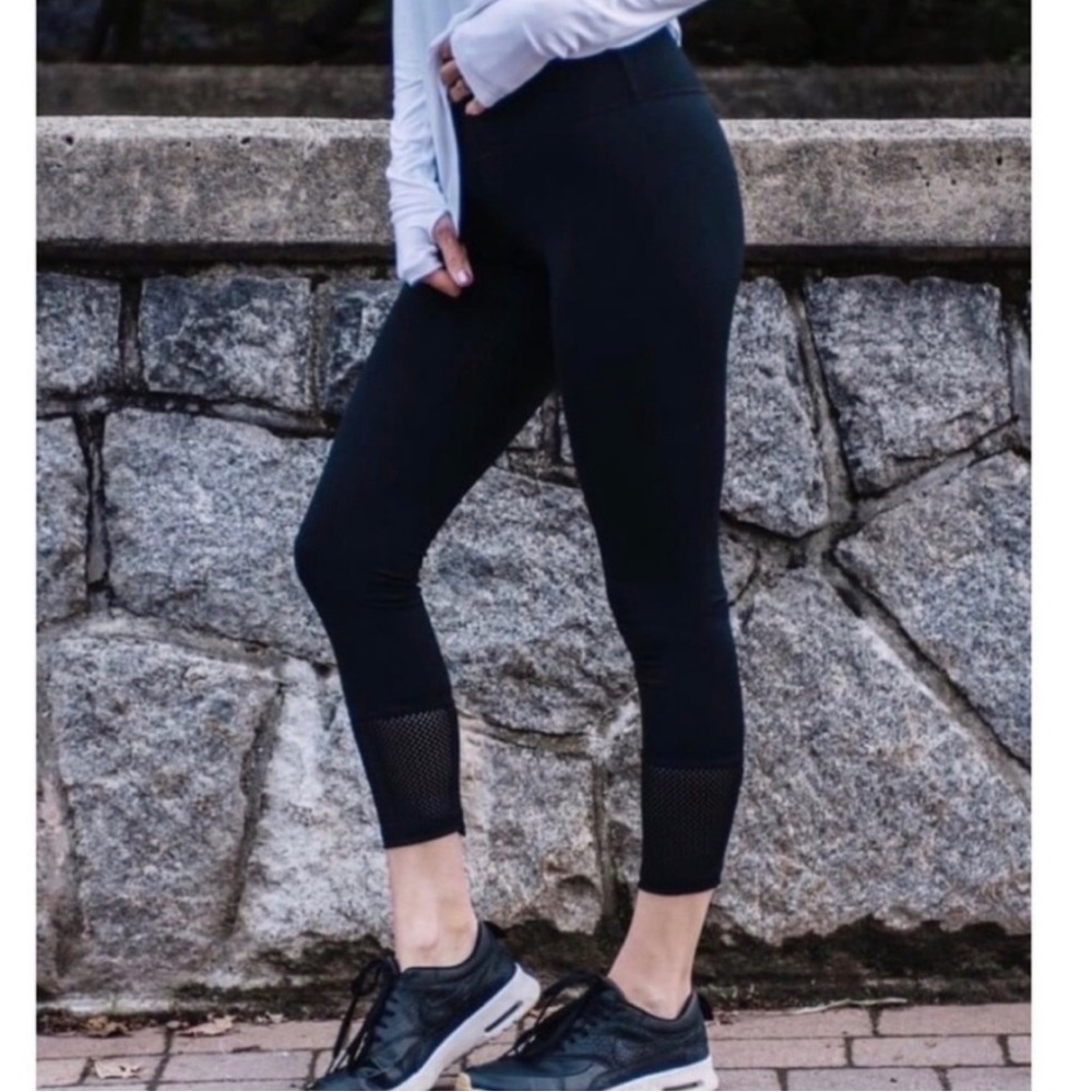 Zyia active harmony mesh high rise 7/8 leggings size XS